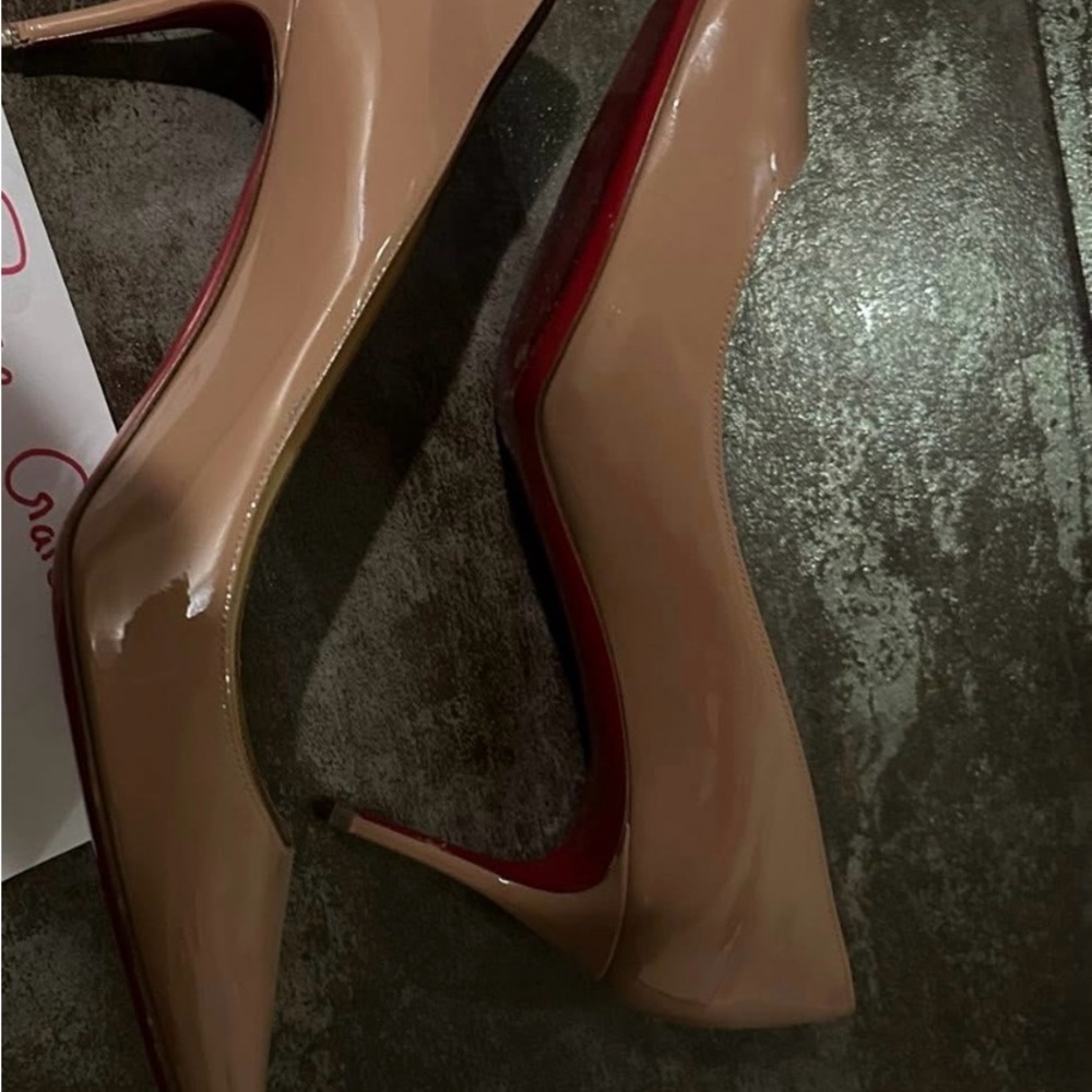 Louboutin Kate 70mm in color blush (nude)
Size 41 - Picture 3 of 9